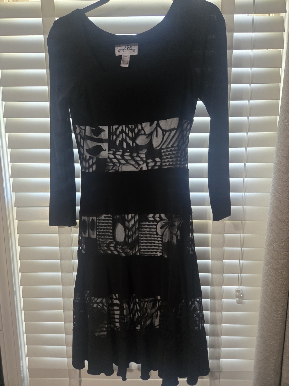 Vintage NWOT Joseph Ribkoff Black w/white Lining Midi Dress Sz 2